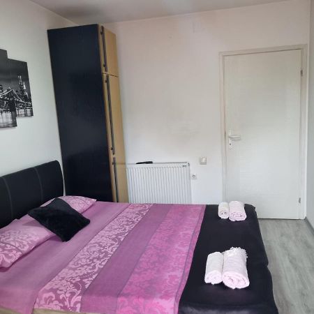 לסקובץ Family Apartmani Le מראה חיצוני תמונה