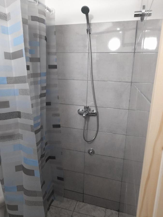 לסקובץ Family Apartmani Le מראה חיצוני תמונה