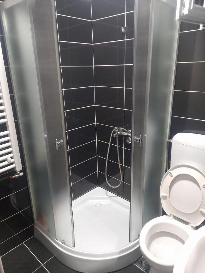 לסקובץ Family Apartmani Le מראה חיצוני תמונה